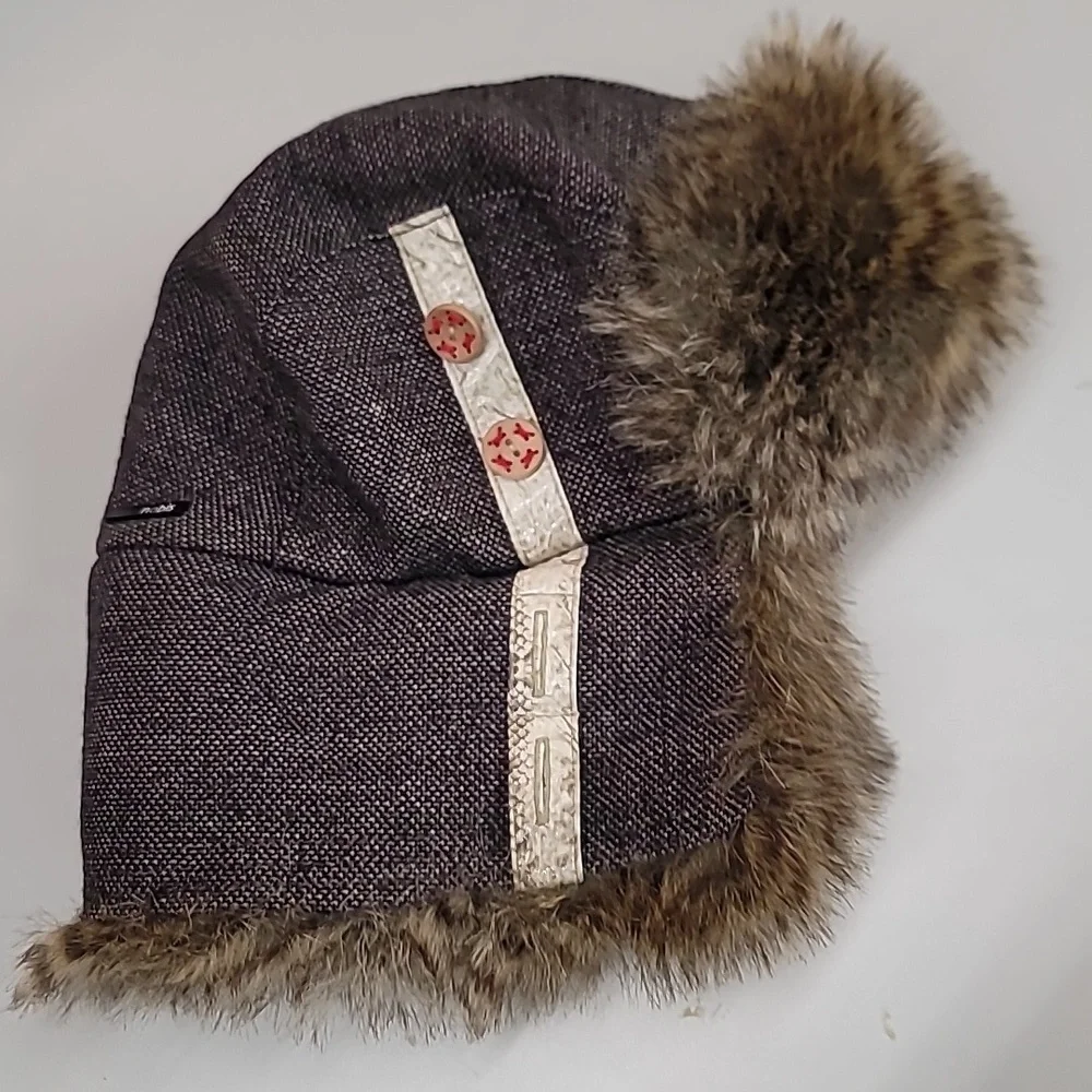 Nobis Rylee trapper hat - Picture 10 of 11